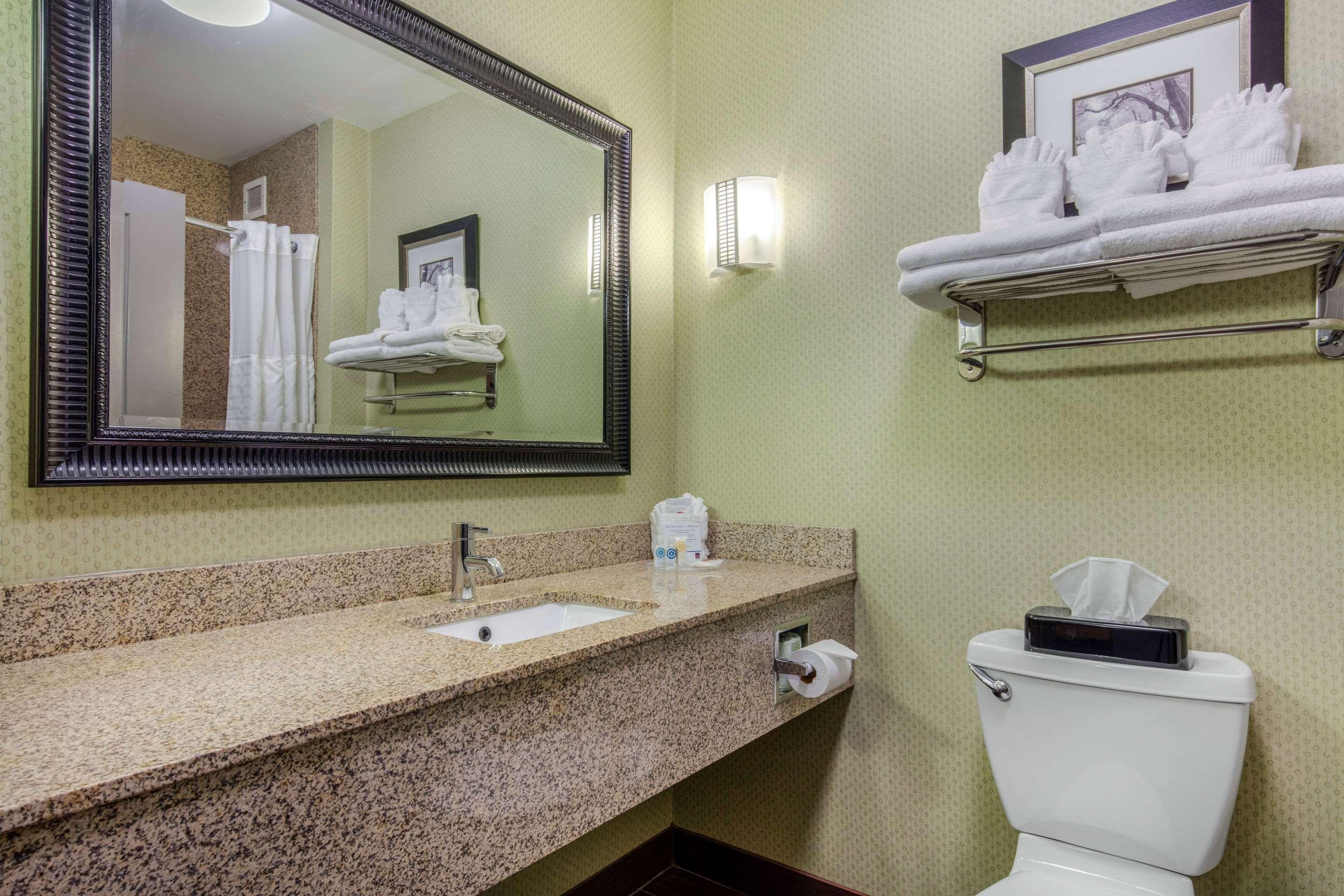 Comfort Suites Jackson I-40 Zewnętrze zdjęcie