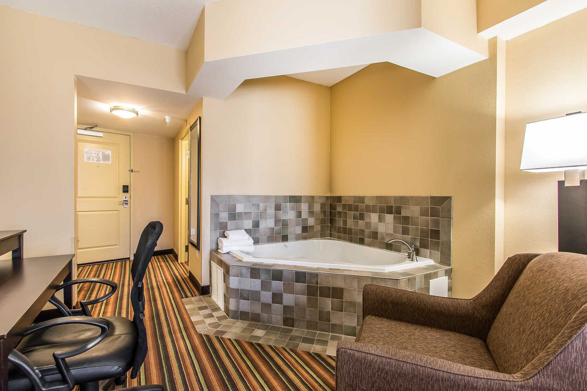 Comfort Suites Jackson I-40 Pokój zdjęcie